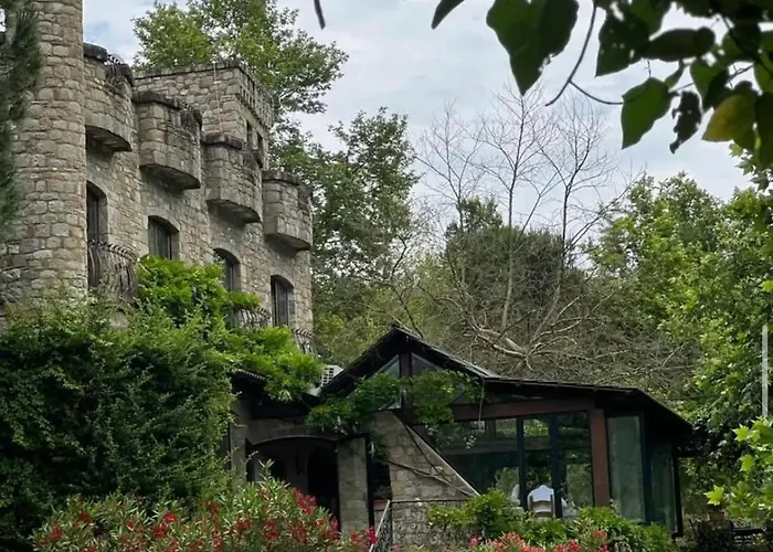 Keshtjella M&d , Ndoq 3*